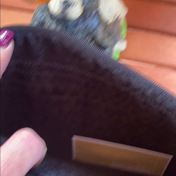 Michael Kors wristlet - Picture 3 of 8